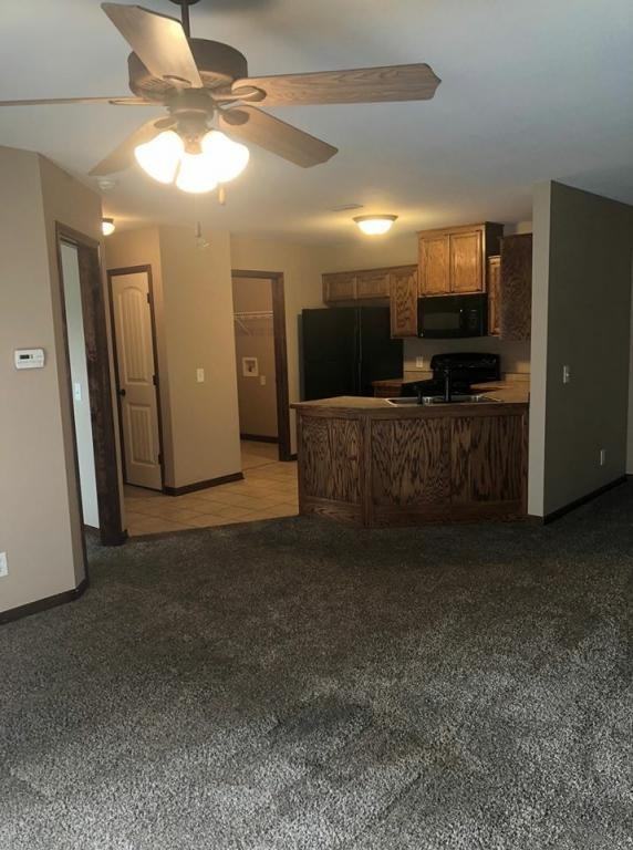1301 Tracy Ave - Photo 5 of 11