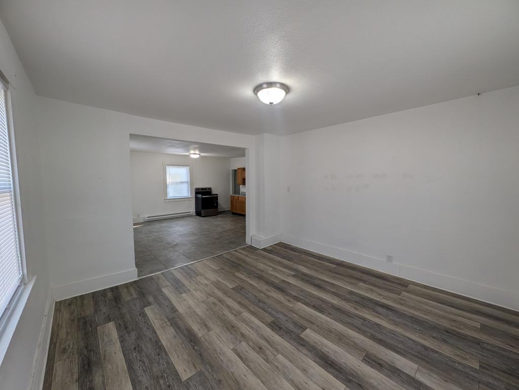 501 N Main St - Photo 5 of 15