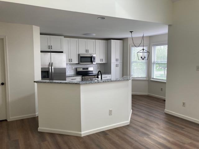 327 Oxford Pl - Photo 6 of 20