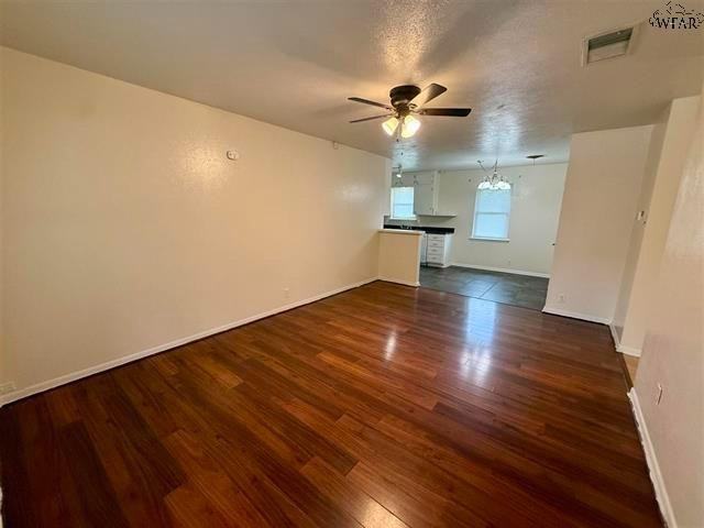 5403 Dewey St - Photo 2 of 20