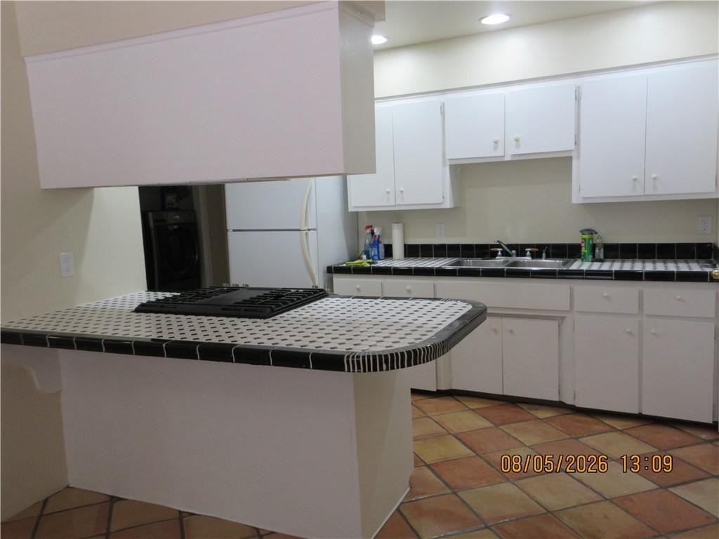 2124 Motor Ave - Photo 4 of 11