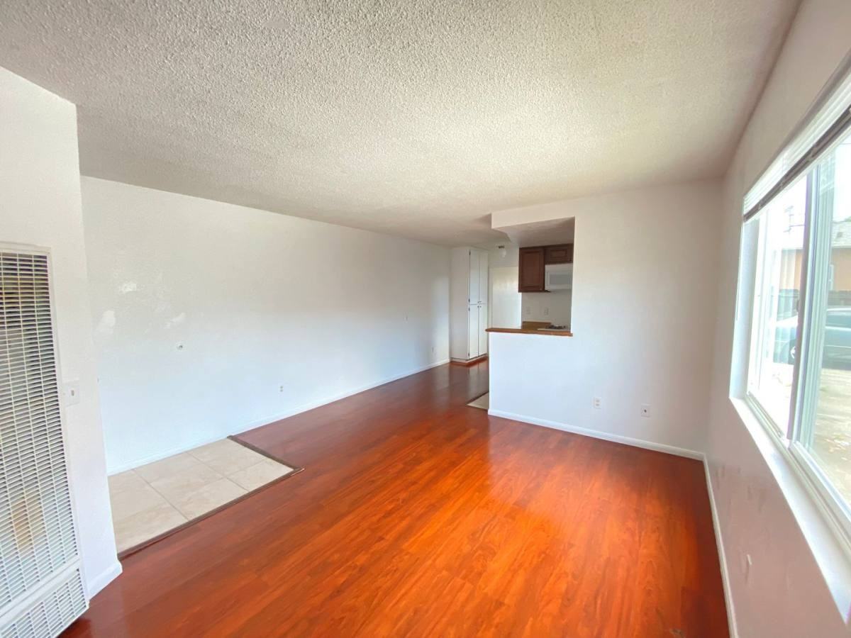 4575 Oregon St #1 - Photo 3 of 10