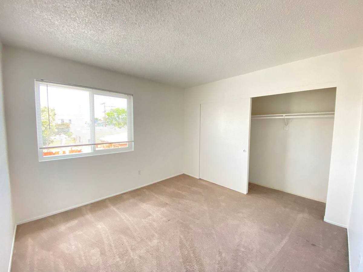 4575 Oregon St #1 - Photo 7 of 10