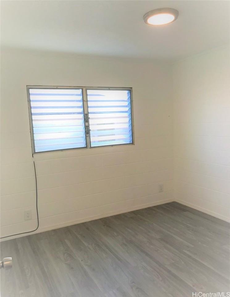1430 Gulick Ave #B - Photo 7 of 12