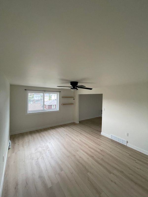3627 Cambria St - Photo 5 of 19