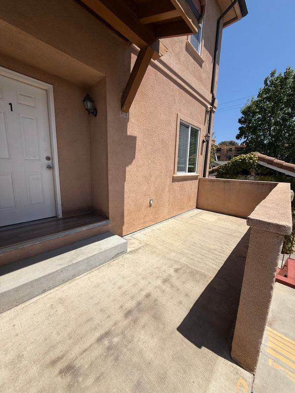 1769 Los Feliz Dr ##1 - Photo 2 of 24