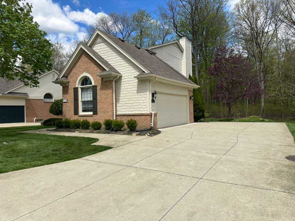 1154 Bluebird Dr - Photo 7 of 37