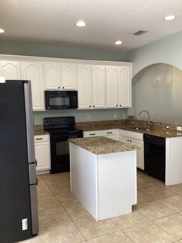 11932 Deer Path Way - Photo 7 of 23