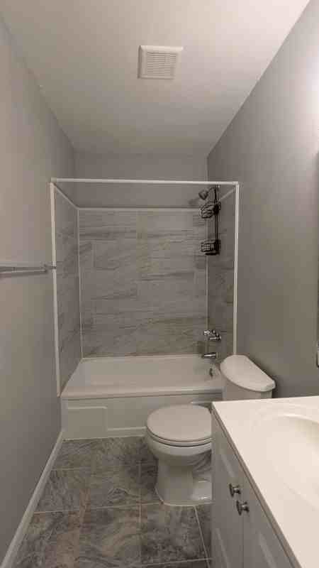 418 Michigan St ##A - Photo 7 of 7