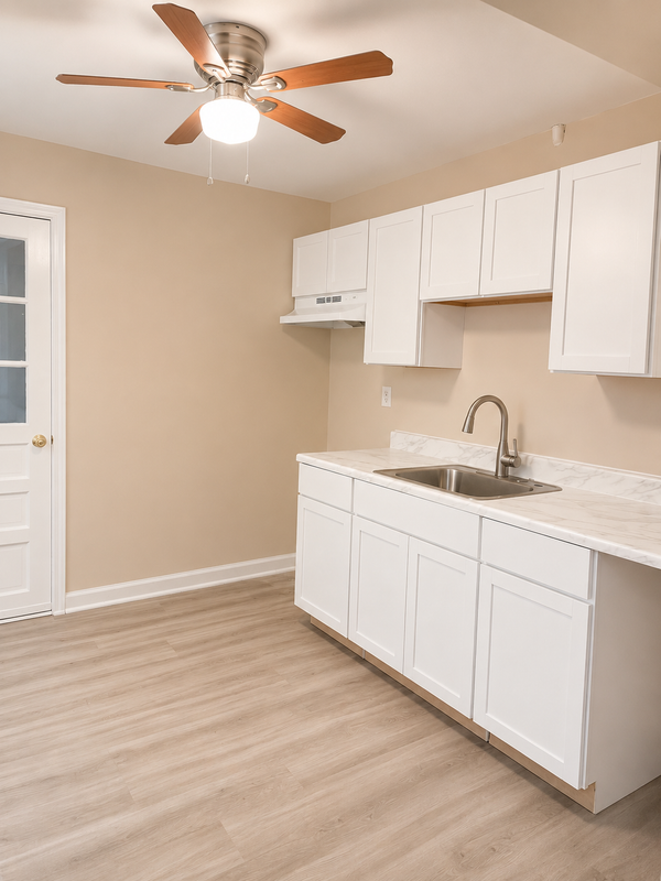 4098 Camelot Ct - Photo 4 of 7