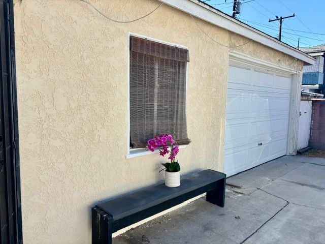 6071 Lime Ave - Photo 2 of 6