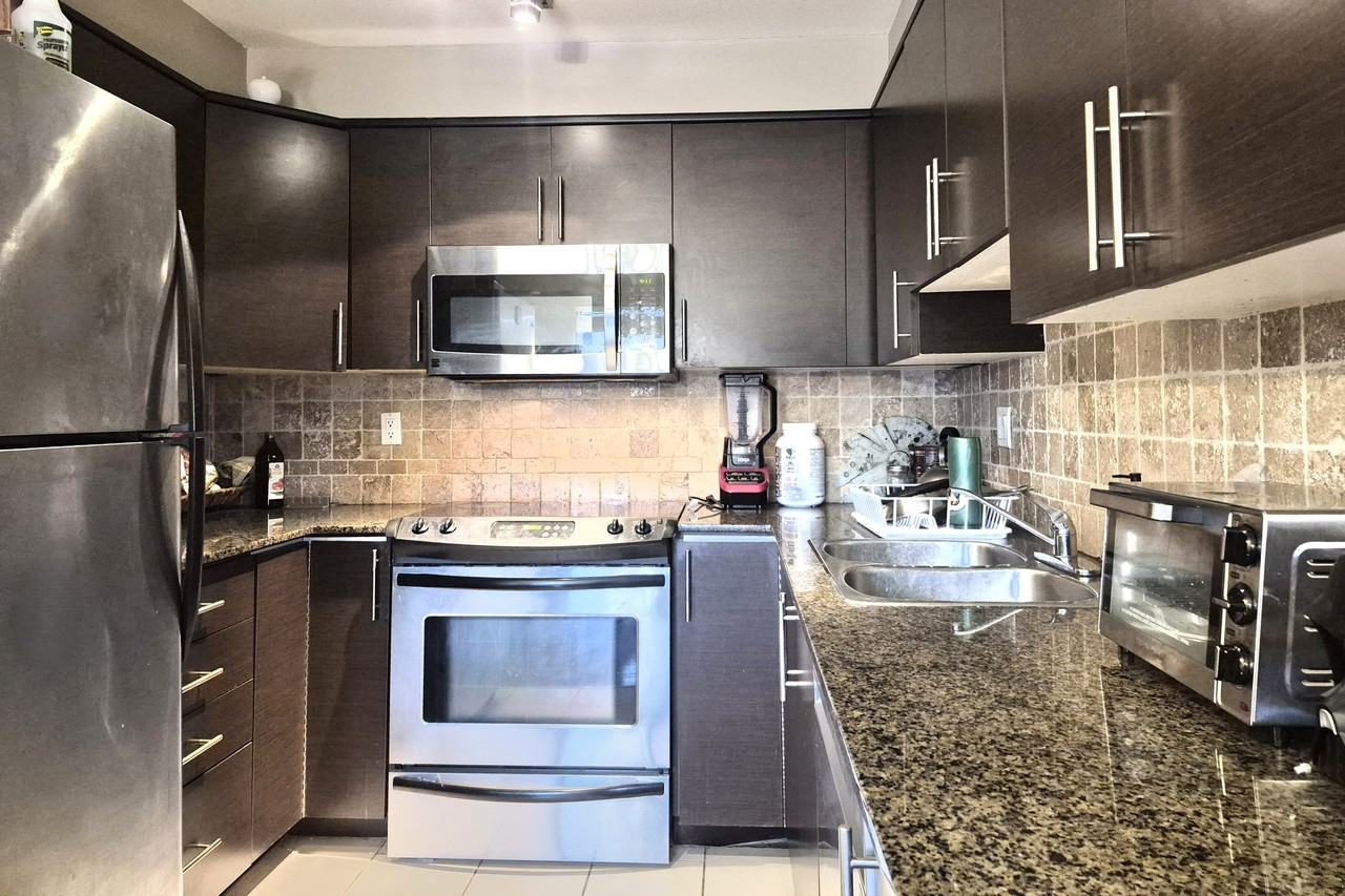 84 Grant Street #2010 - Photo 2 of 16