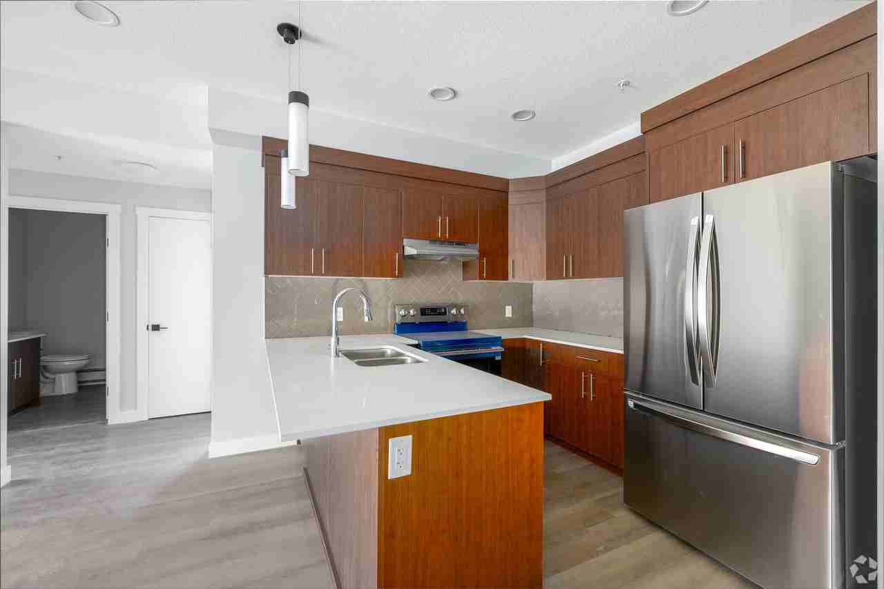348 Greystone Boulevard - Photo 2 of 12