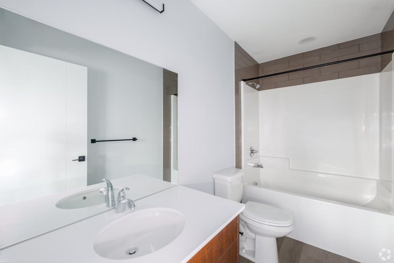 348 Greystone Boulevard - Photo 6 of 12