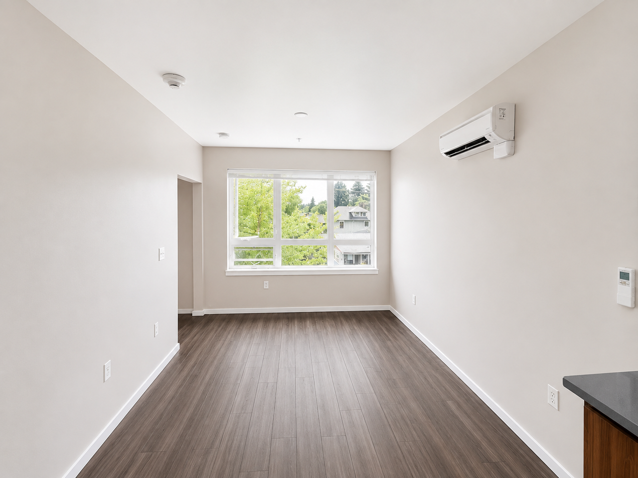 The Hawthorne Apts - Photo 2 of 42