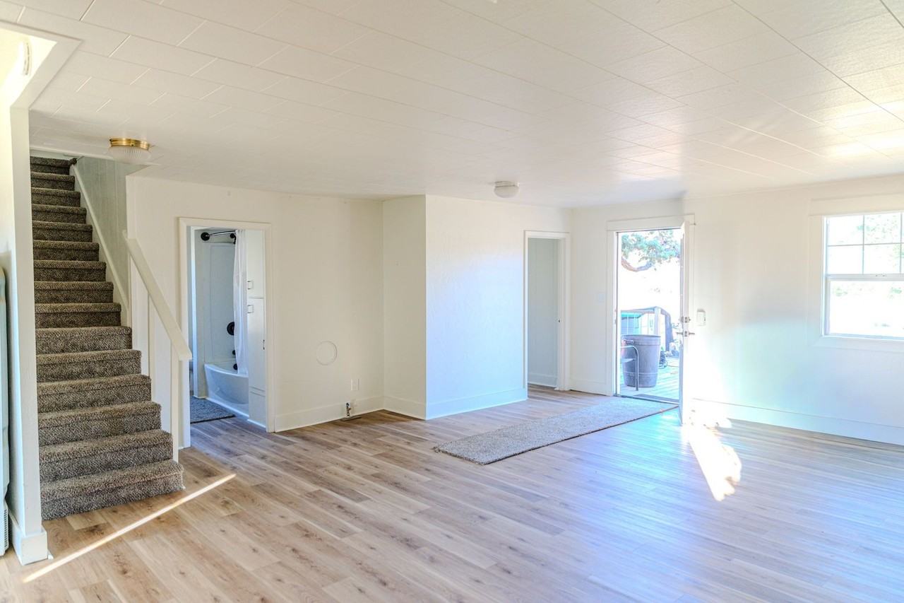 6690 Old Ranch House Rd - Photo 7 of 50