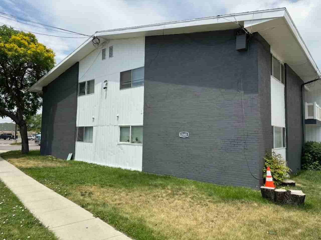 2640 W 3800 S (Valley Fair 16 Plex) - Photo 3 of 17