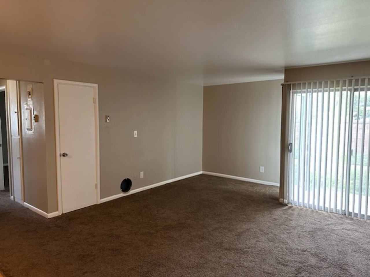 2640 W 3800 S (Valley Fair 16 Plex) - Photo 6 of 17