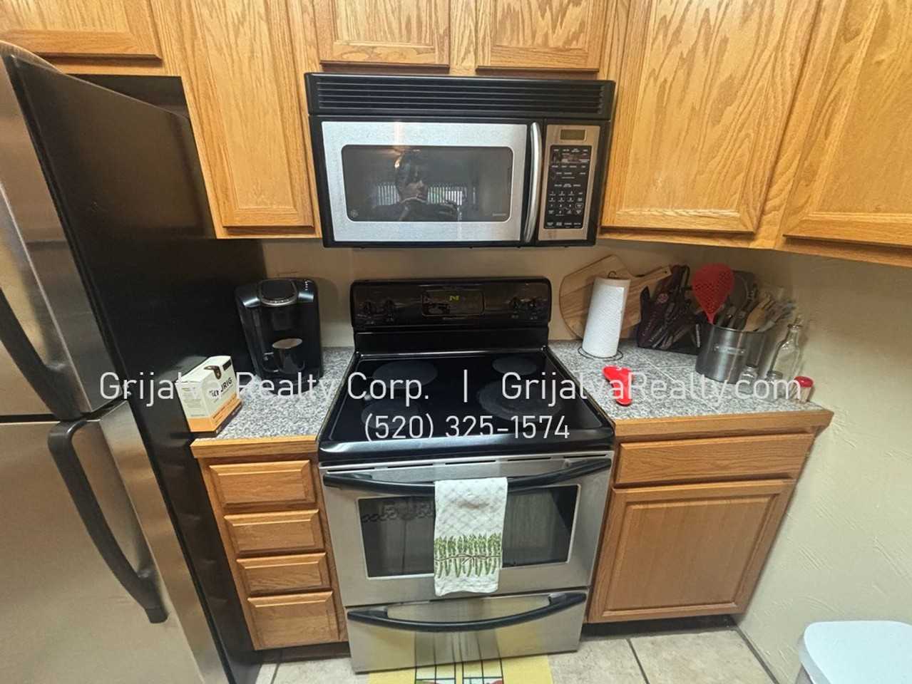 931 N Euclid Ave #122 - Photo 4 of 18