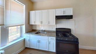 288 Rosa Parks Blvd - Photo 1 of 1