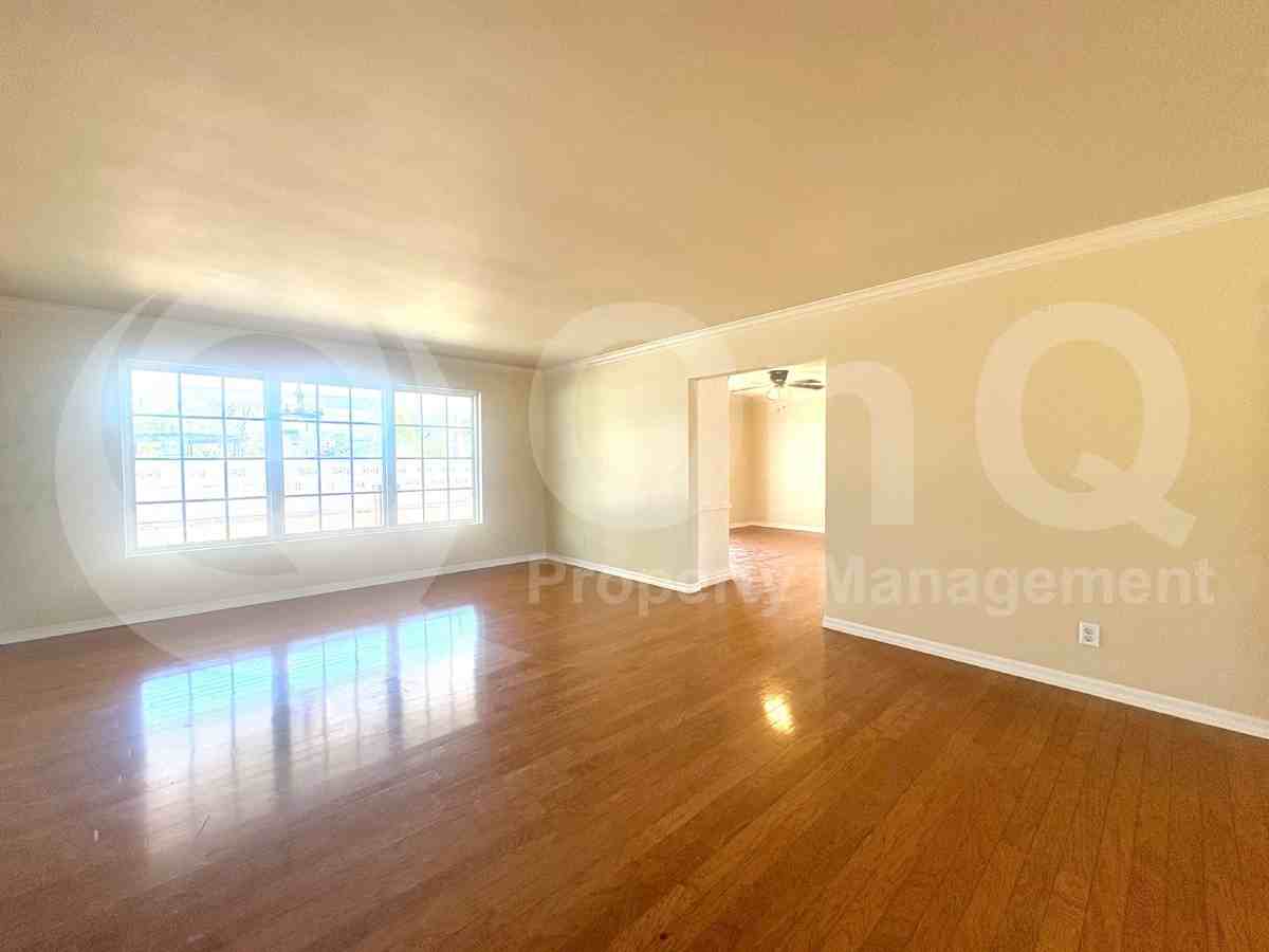 3421 E Camelback Rd - Photo 5 of 24