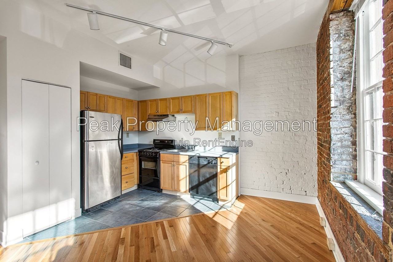 20 N 20th St #1 - Photo 5 of 17