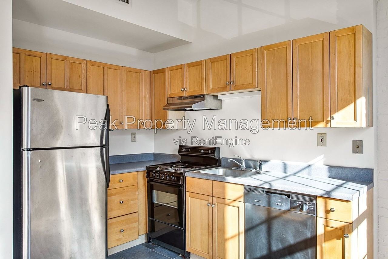 20 N 20th St #1 - Photo 6 of 17