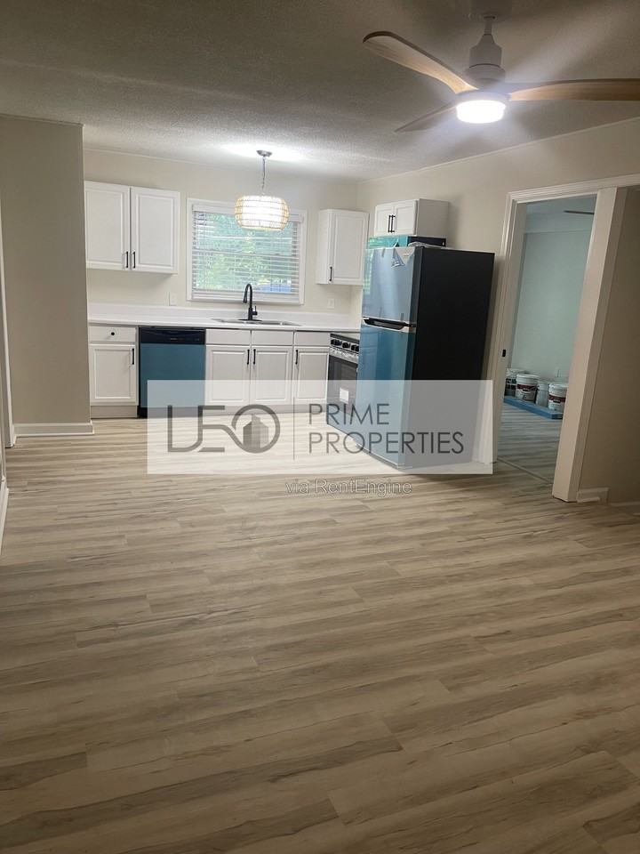 3128 Waters Rd Sw - Photo 3 of 18