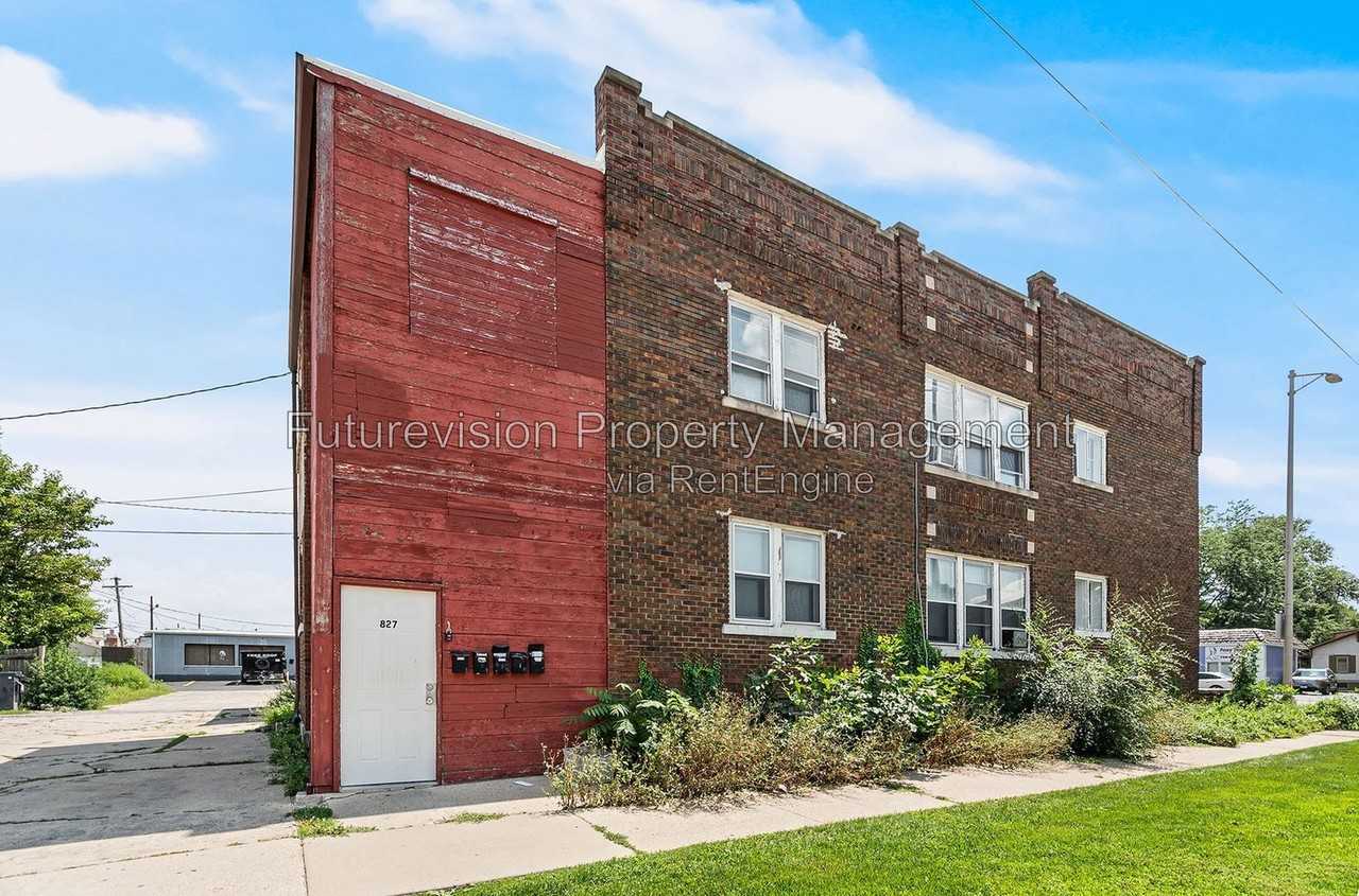 827 W Jefferson St #5-1W - Photo 2 of 10