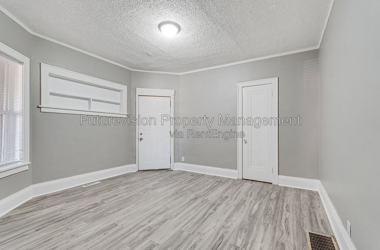 827 W Jefferson St #5-1W - Photo 7 of 10