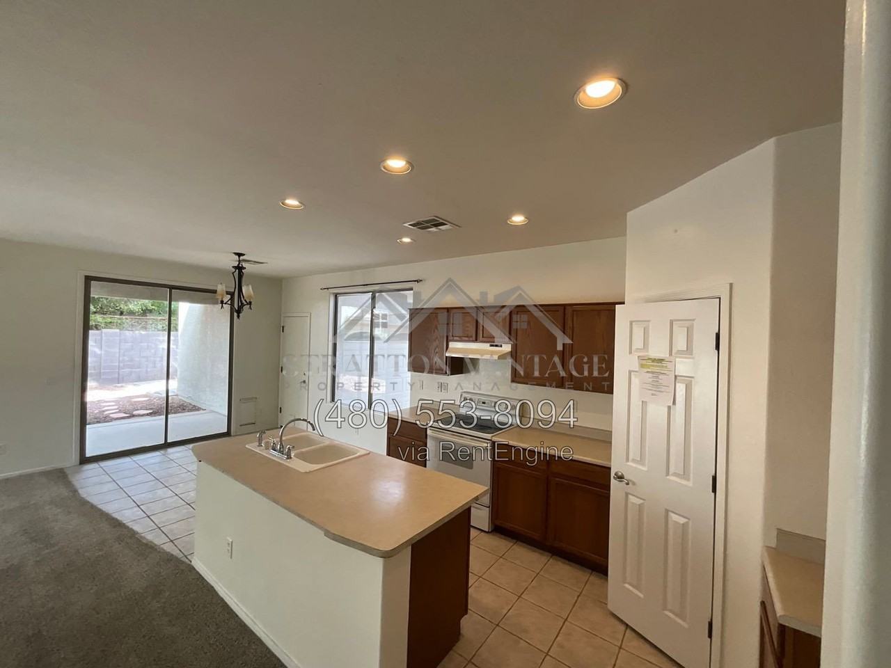 192 W Mahogany Pl - Photo 4 of 19