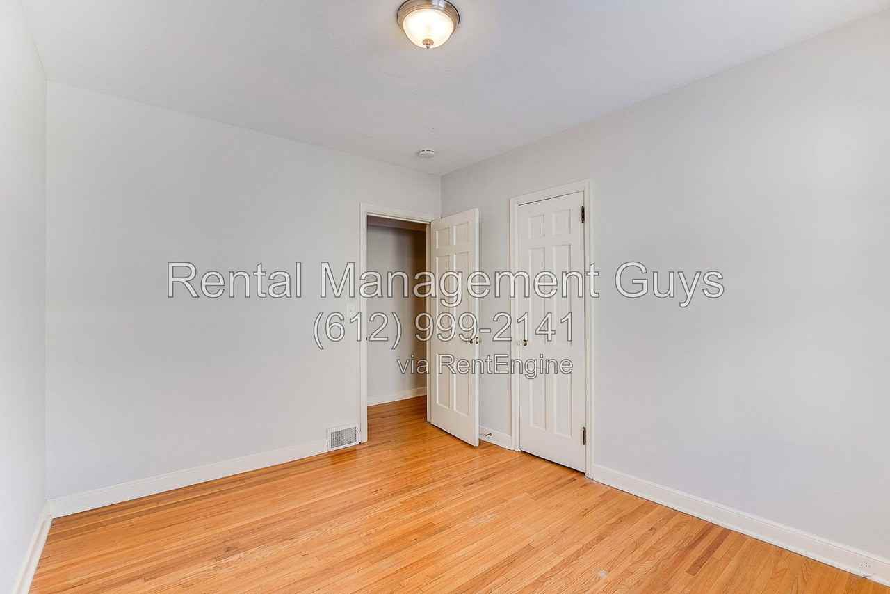 3714 Kipling Ave - Photo 3 of 14
