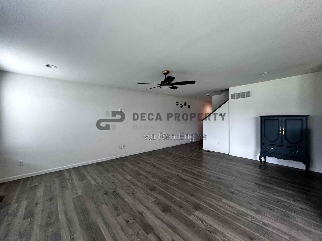 288 Crestfield Ct - Photo 4 of 26