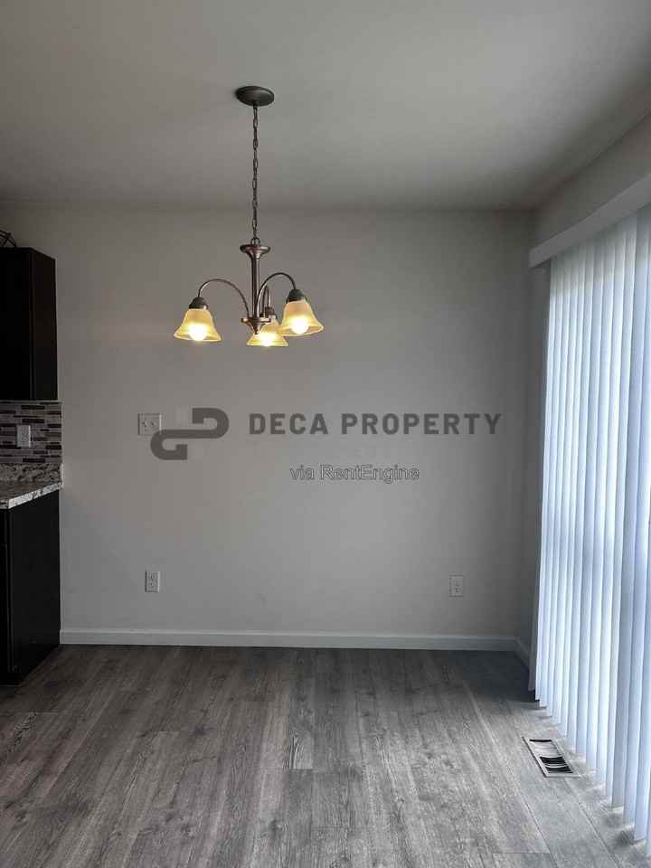 288 Crestfield Ct - Photo 5 of 26
