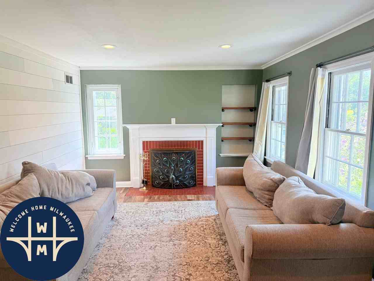 10431 W Hillside Ave - Photo 3 of 28