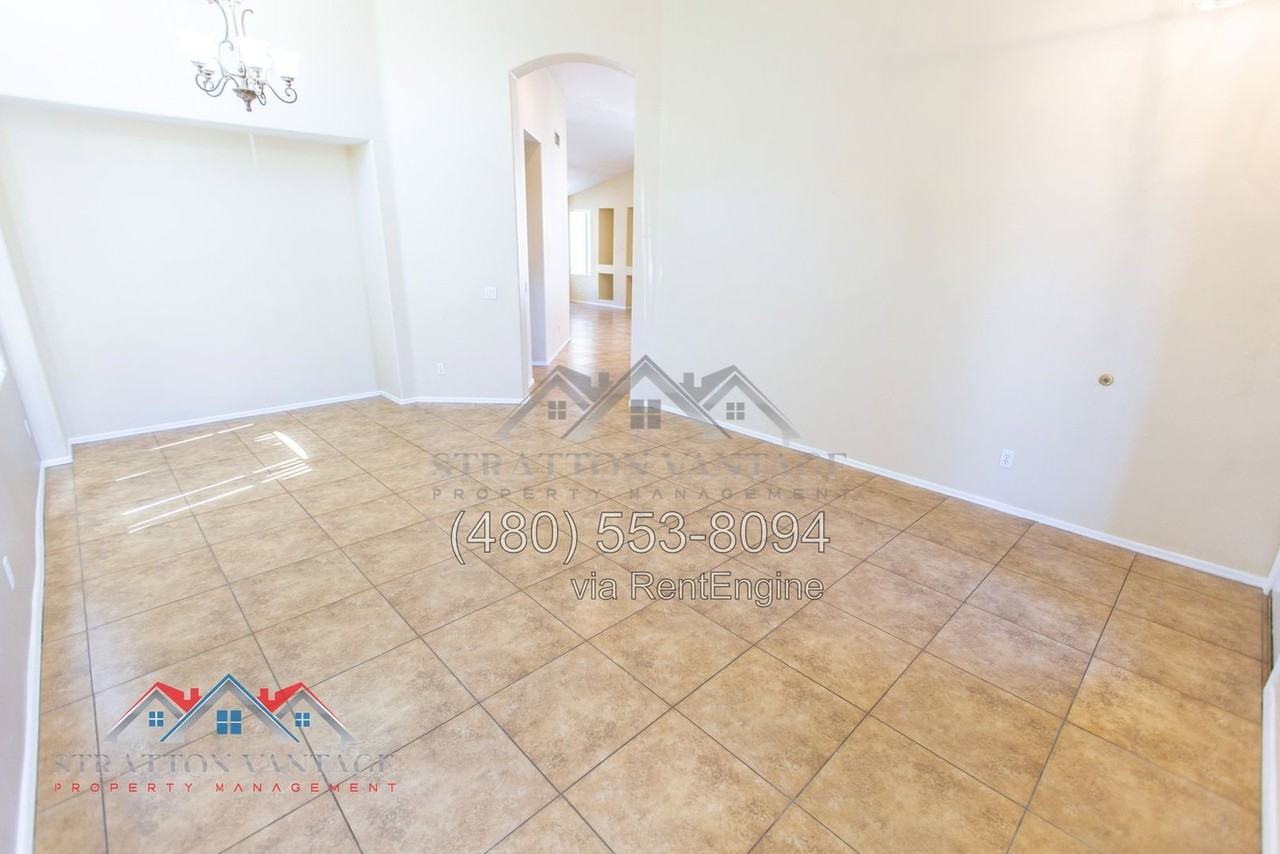 1578 E Megan St - Photo 7 of 40
