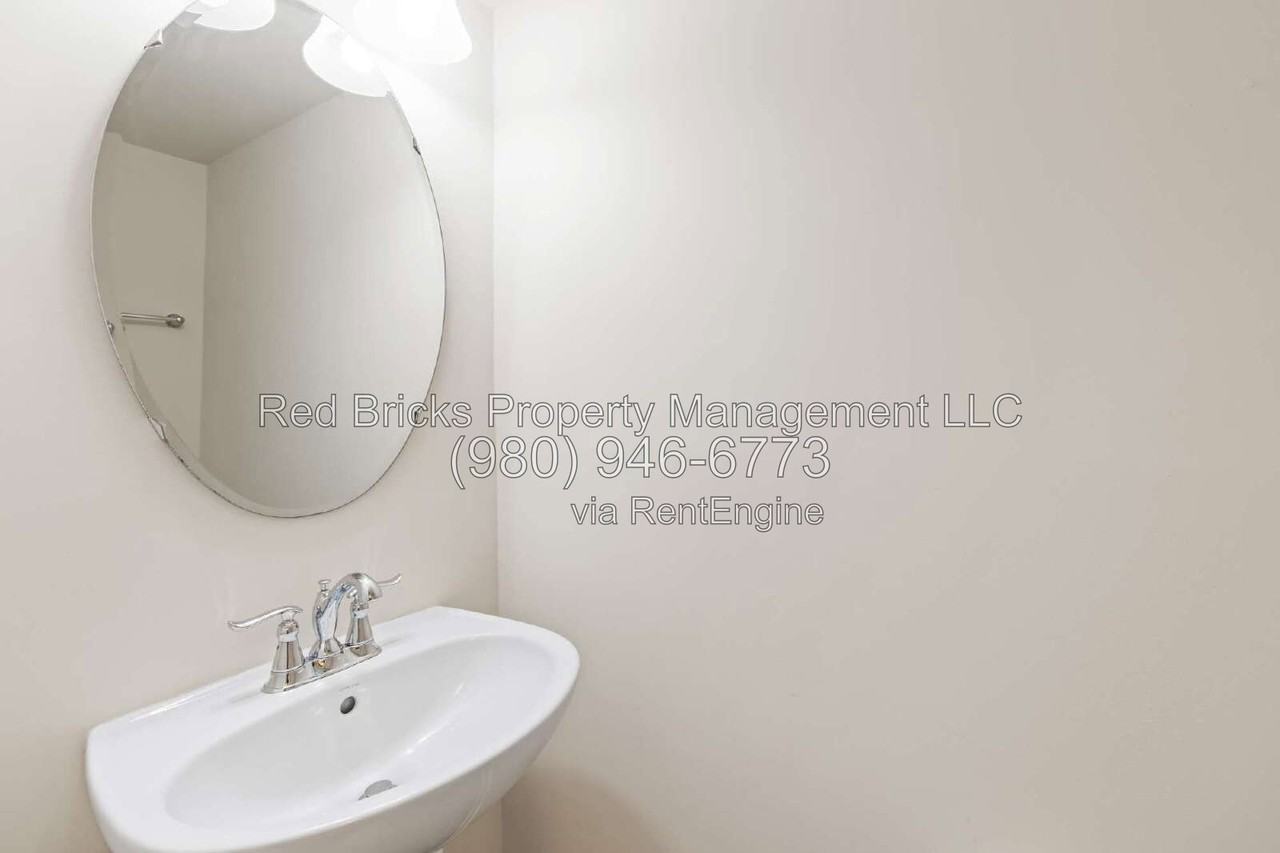 2306 Rachelwood Dr - Photo 7 of 29