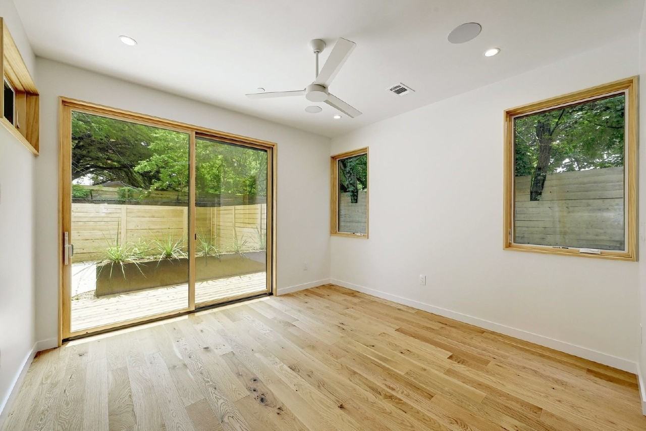 1411 Haskell St #4 - Photo 4 of 22