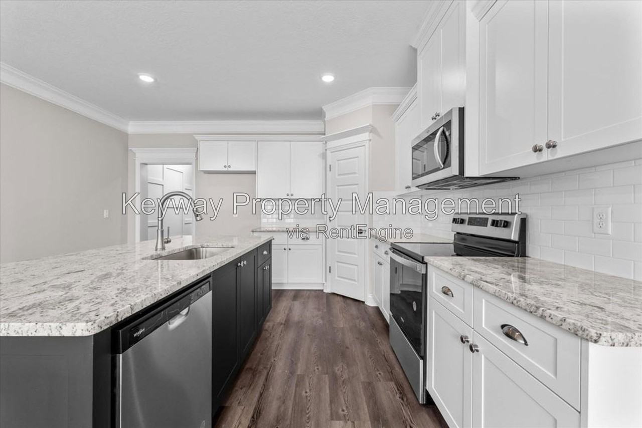 234 Linsmore Ln - Photo 6 of 12