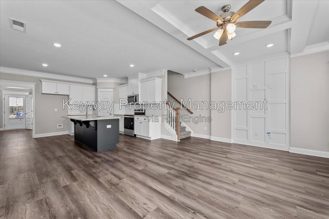 234 Linsmore Ln - Photo 7 of 12