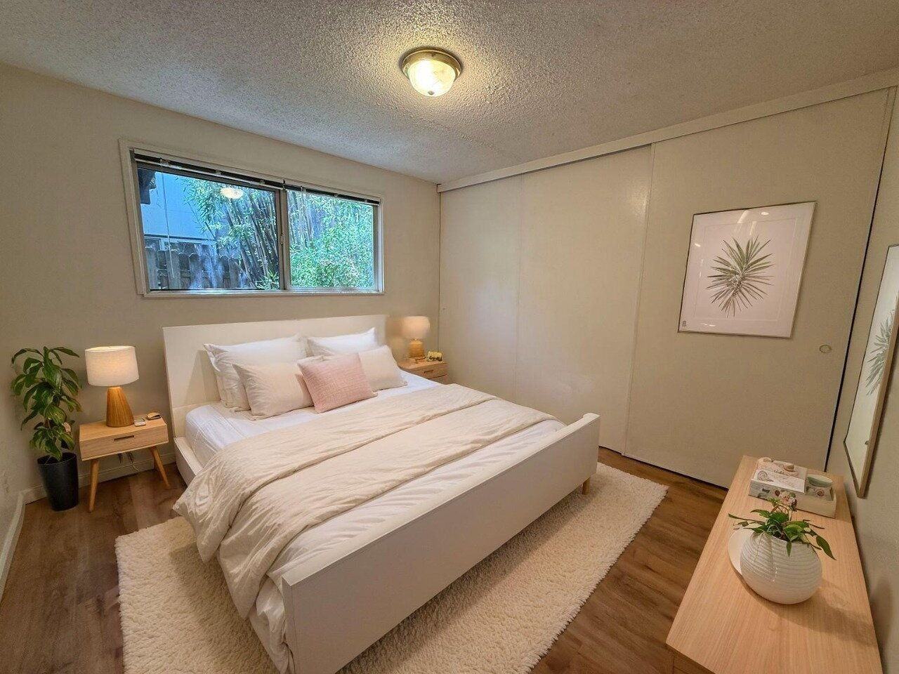 851 W 5th Ave #5 - Photo 4 of 11