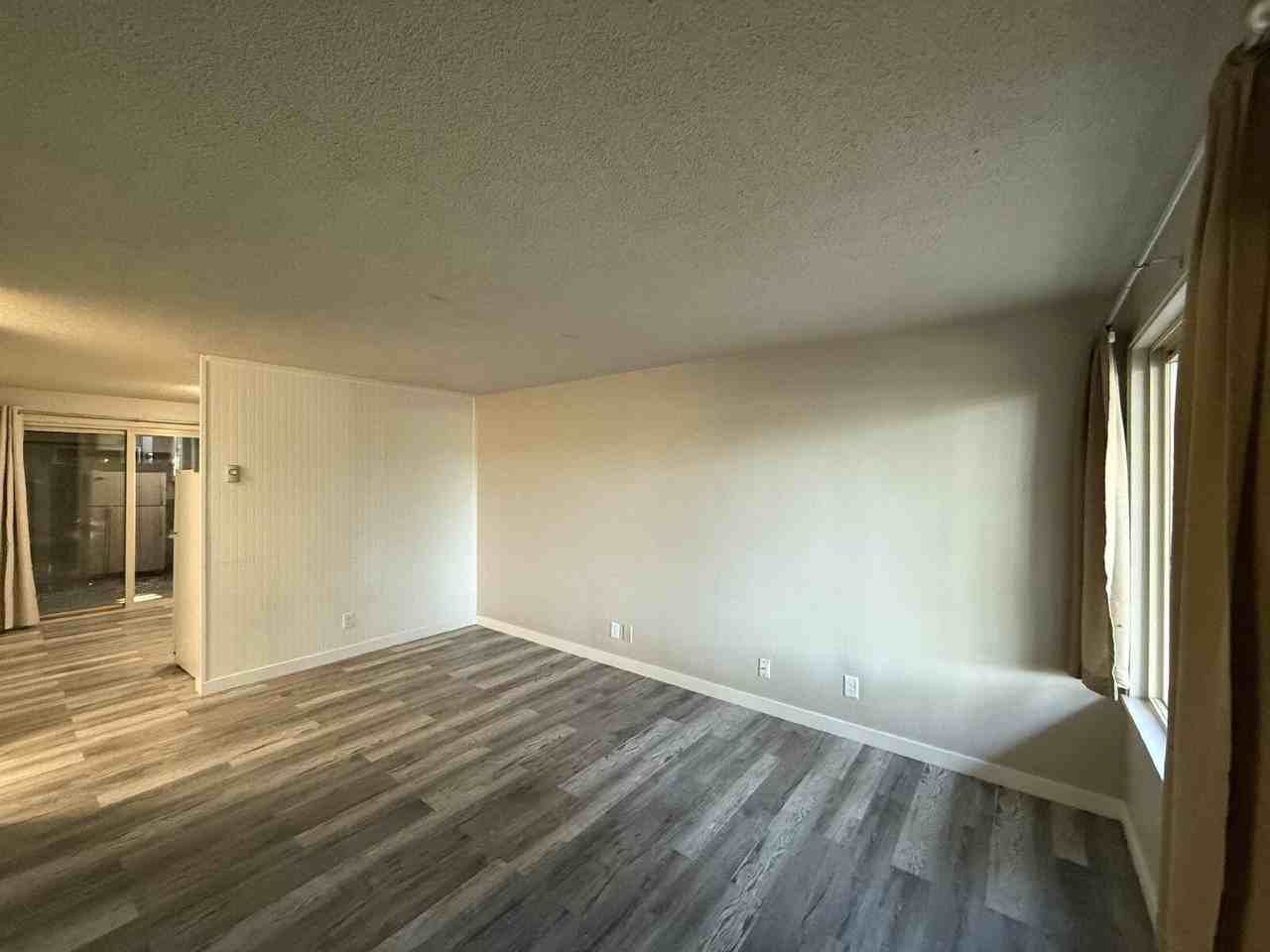 851 W 5th Ave #2 - Photo 3 of 12