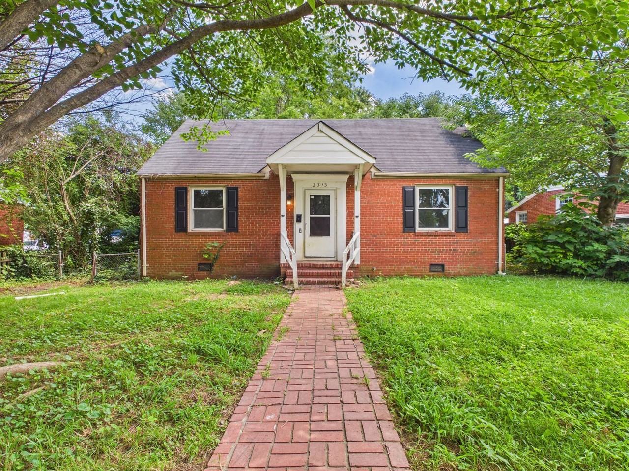 2313 National St