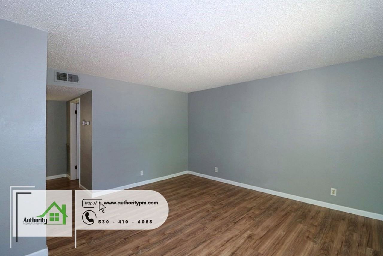 965 Jamieson Ct #1 - Photo 5 of 18