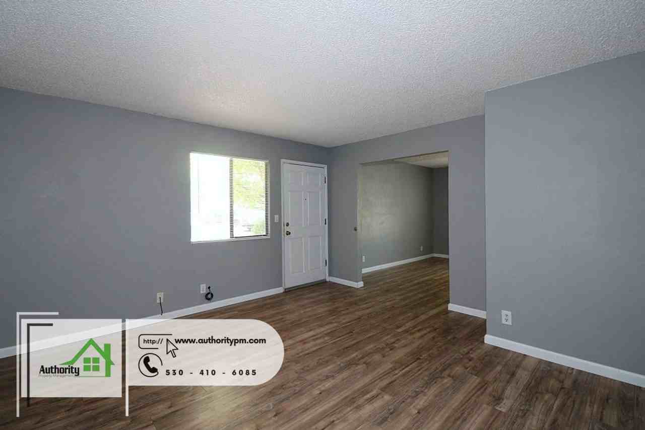 965 Jamieson Ct #1 - Photo 7 of 18