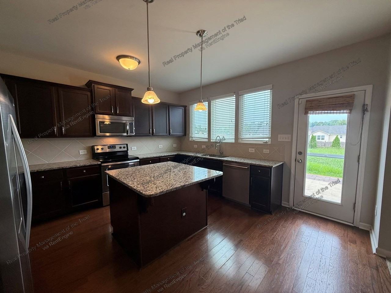2486 Moss Grove Xing - Photo 4 of 22