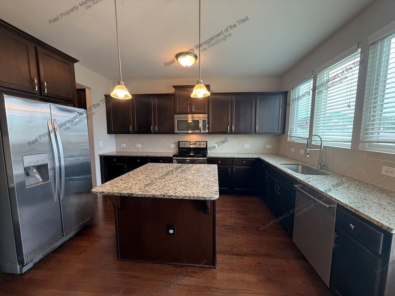 2486 Moss Grove Xing - Photo 5 of 22