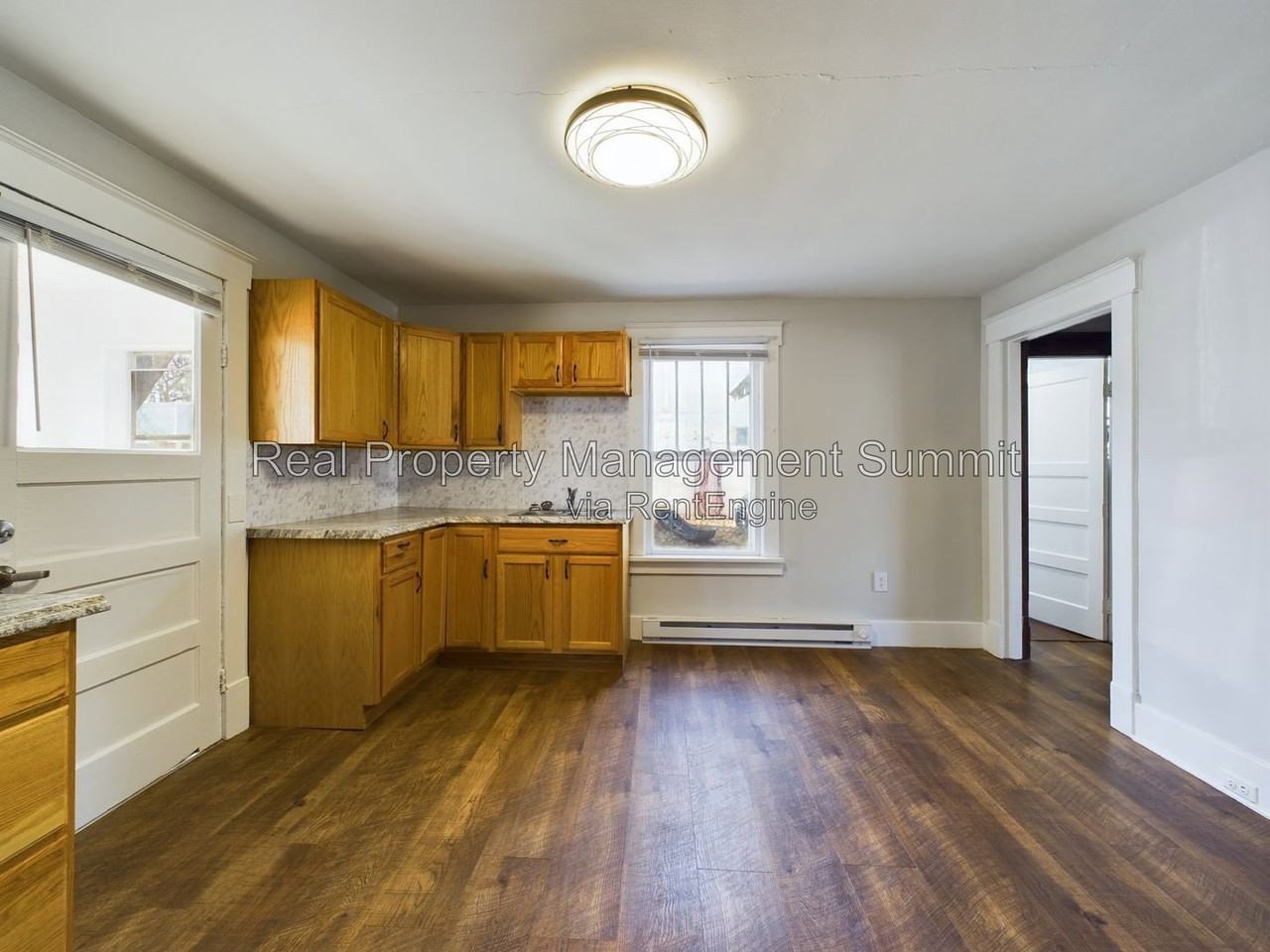 2408 Poplar St - Photo 7 of 26
