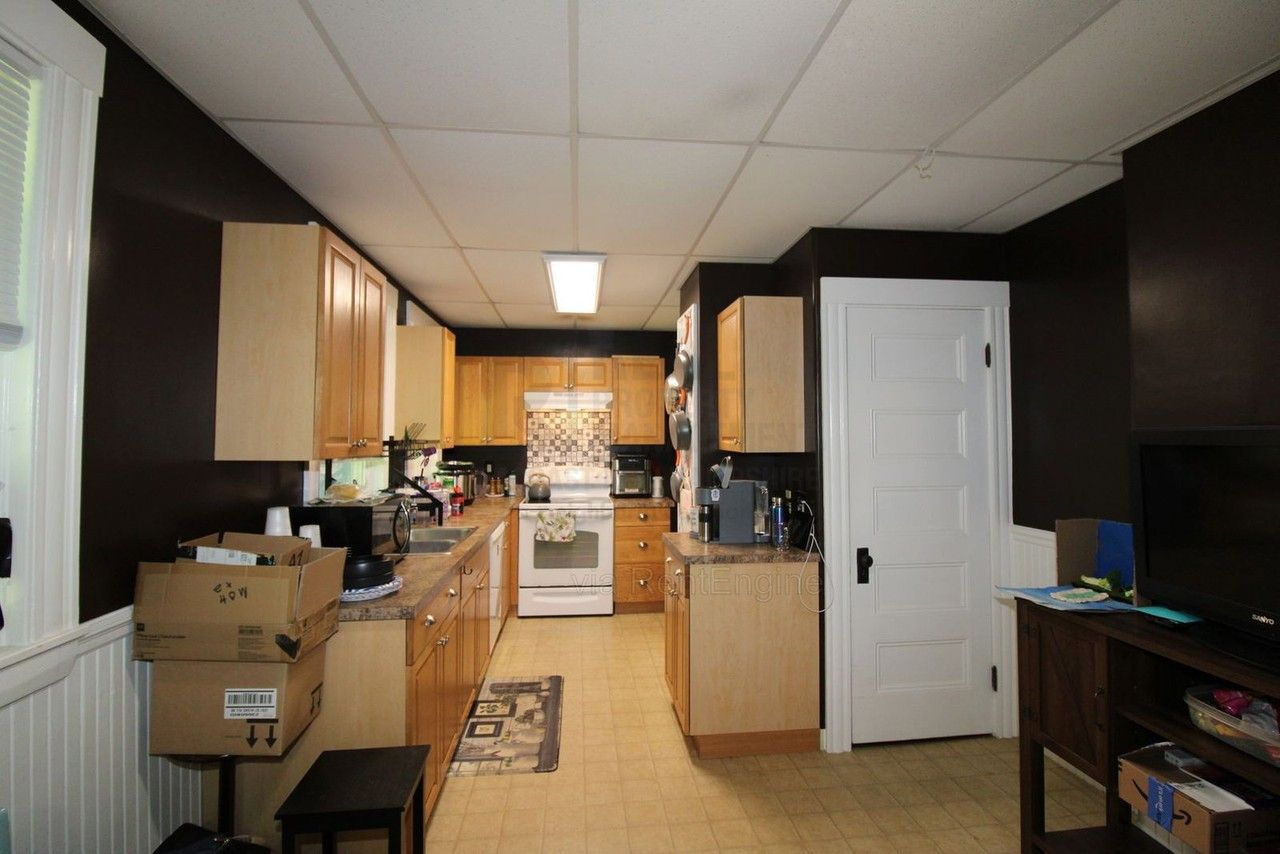 47 High St #A - Photo 3 of 29