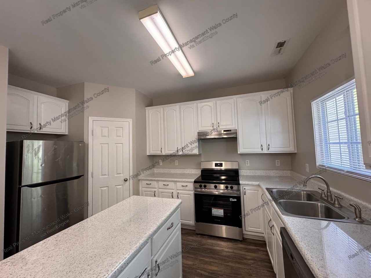 424 Alero Rd - Photo 3 of 28